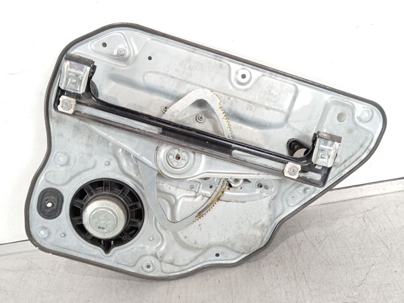 Recambio de elevalunas trasero izquierdo para volvo s40 ii (544) d2 referencia OEM IAM 8679082 2422539 31264188AA