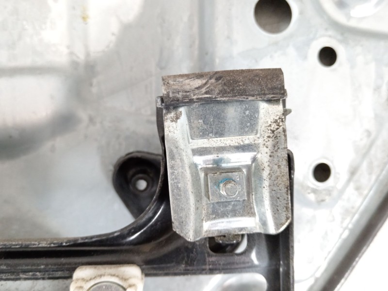 Recambio de elevalunas trasero izquierdo para volvo s40 ii (544) d2 referencia OEM IAM 8679082 2422539 31264188AA