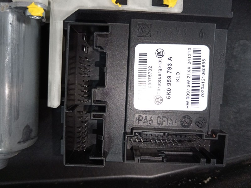 Recambio de elevalunas delantero izquierdo para volkswagen golf vi (5k1) 1.6 tdi referencia OEM IAM 5K1837729Q 5K0959701E 5K0959