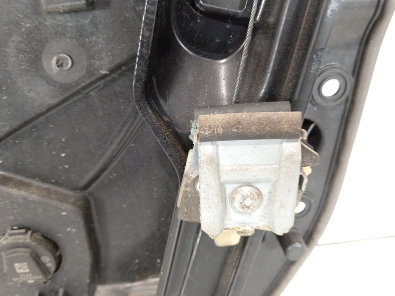 Recambio de elevalunas delantero izquierdo para volkswagen golf vi (5k1) 1.6 tdi referencia OEM IAM 5K1837729Q 5K0959701E 5K0959