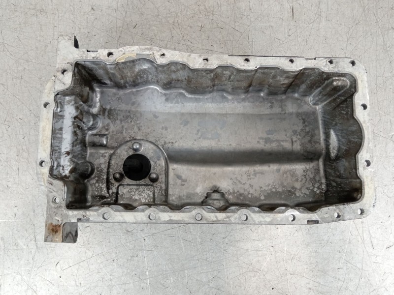 Recambio de carter para volkswagen golf v (1k1) 1.4 16v referencia OEM IAM 038103603AG 1J0907660G 
