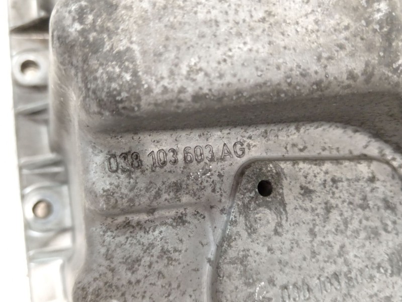 Recambio de carter para seat leon (1p1) 1.9 tdi referencia OEM IAM 038103603AG 038103603AJ 