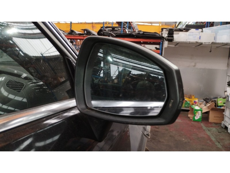 Recambio de retrovisor derecho para audi a3 sportback (8va, 8vf) 2.0 tdi referencia OEM IAM 8V1857410G  