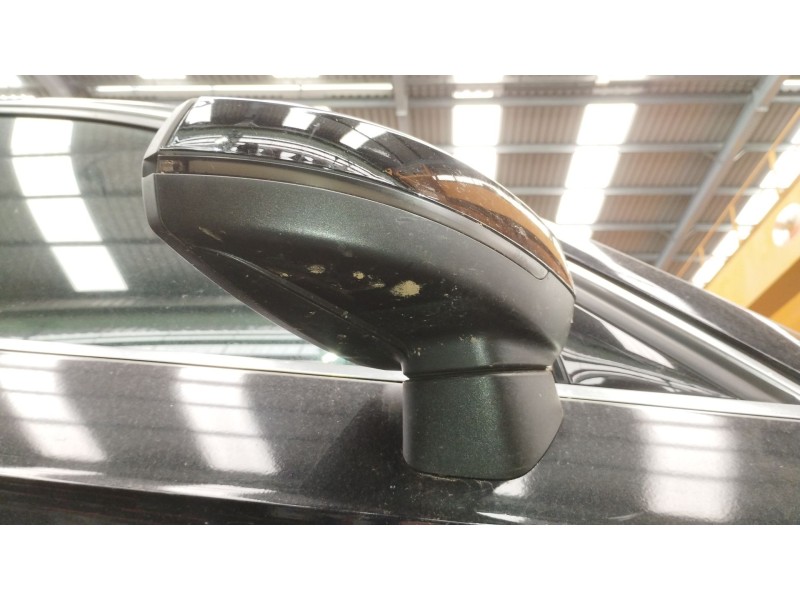 Recambio de retrovisor derecho para audi a3 sportback (8va, 8vf) 2.0 tdi referencia OEM IAM 8V1857410G  