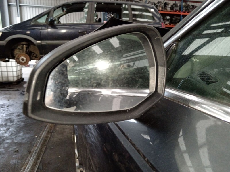 Recambio de retrovisor izquierdo para audi a4 b9 (8w2, 8wc) 35 tdi referencia OEM IAM 8W1857409E  
