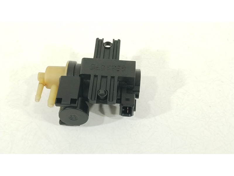 Recambio de valvula aire adicional para renault clio iv (bh_) 1.5 dci 90 referencia OEM IAM 8200790180 70181405 