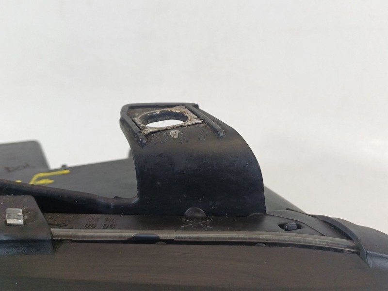 Recambio de faro derecho para audi a4 b6 (8e2) 2.0 referencia OEM IAM 8E0941004F 8E0990008F 89305700
