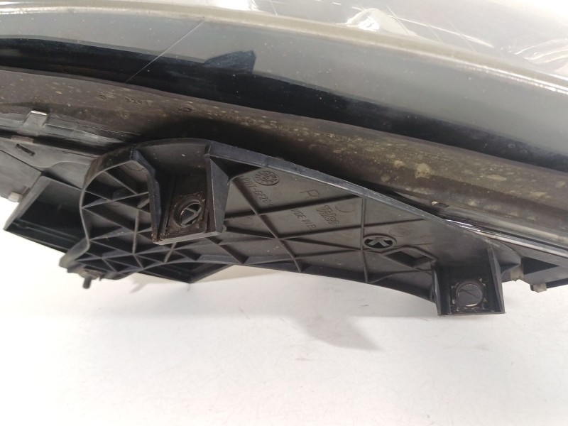Recambio de faro derecho para audi a4 b6 (8e2) 2.0 referencia OEM IAM 8E0941004F 8E0990008F 89305700