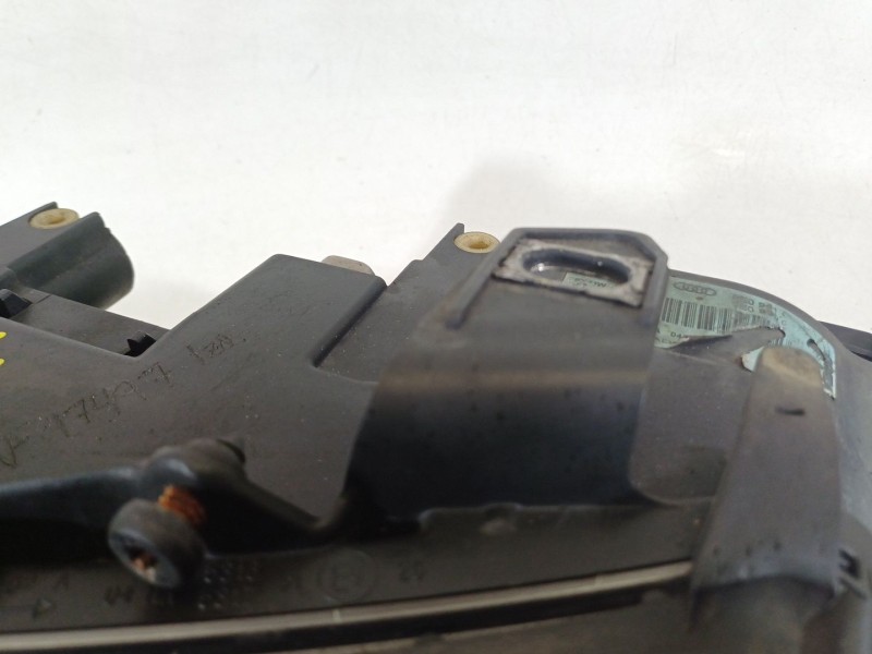 Recambio de faro izquierdo para audi a4 b6 (8e2) 2.0 referencia OEM IAM 8E0941003F 89305690 8E0990007F