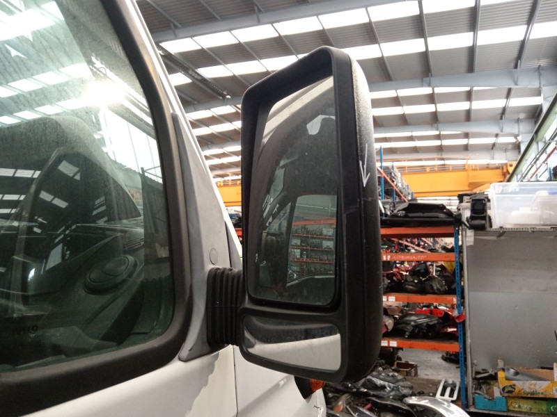 Recambio de retrovisor derecho para iveco daily iii furgoneta 29 l 9 v referencia OEM IAM 500325707  