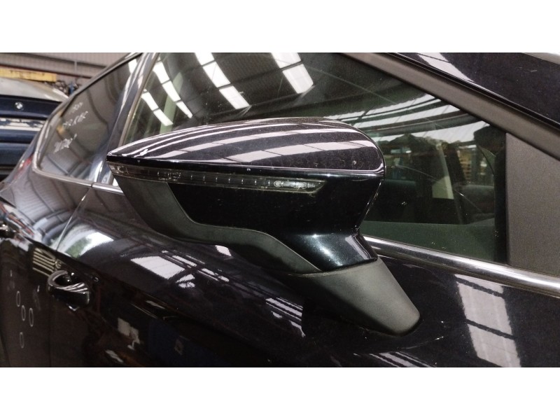 Recambio de retrovisor derecho para seat leon st (5f8) 1.4 tsi referencia OEM IAM 5F1857508Q  