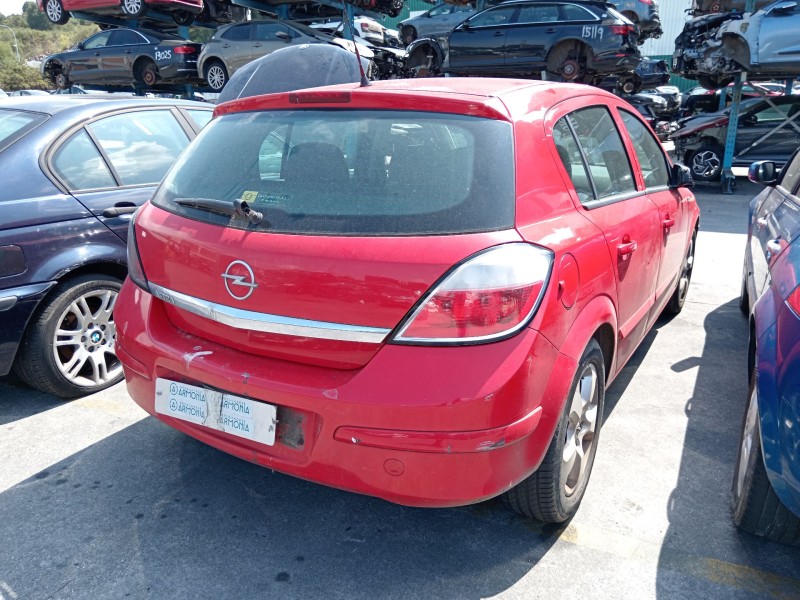 opel astra h (a04) del año 2005