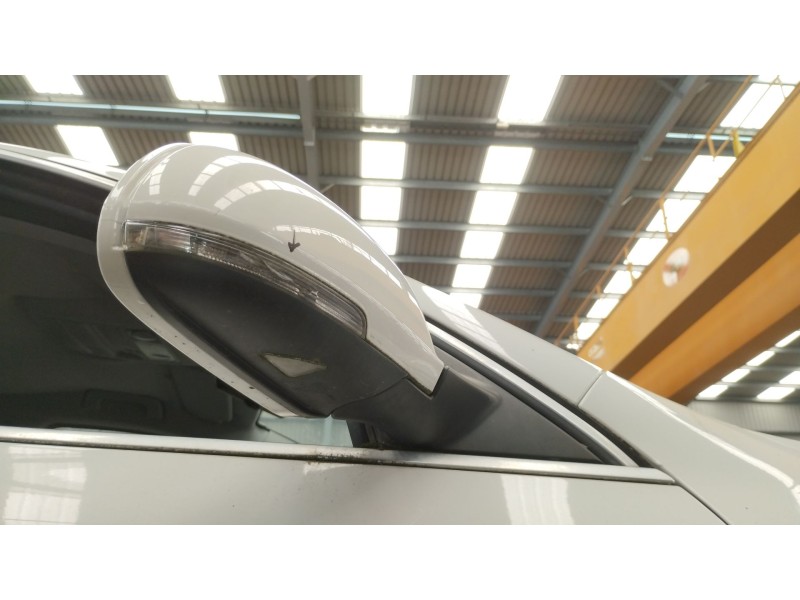 Recambio de retrovisor derecho para skoda superb ii (3t4) 2.0 tdi 16v referencia OEM IAM 3T1857508CC  