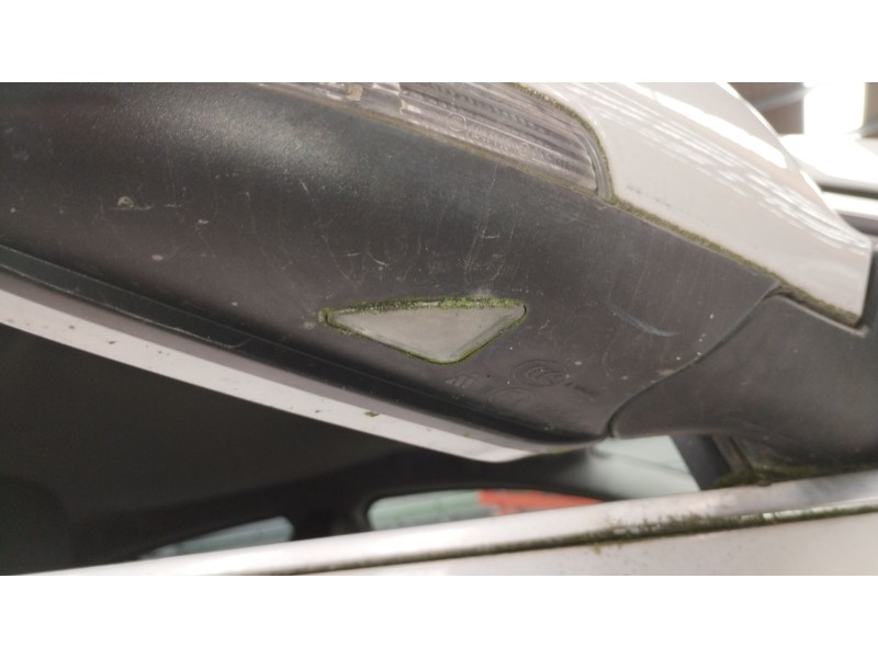 Recambio de retrovisor derecho para skoda superb ii (3t4) 2.0 tdi 16v referencia OEM IAM 3T1857508CC  