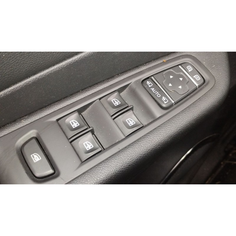 Recambio de mando elevalunas delantero izquierdo para renault captur i (j5_, h5_) 1.5 dci 90 referencia OEM IAM   