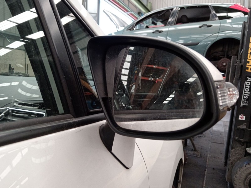 Recambio de retrovisor derecho para toyota verso (_r2_) 2.2 d-cat (aur21_) referencia OEM IAM 879100F130  