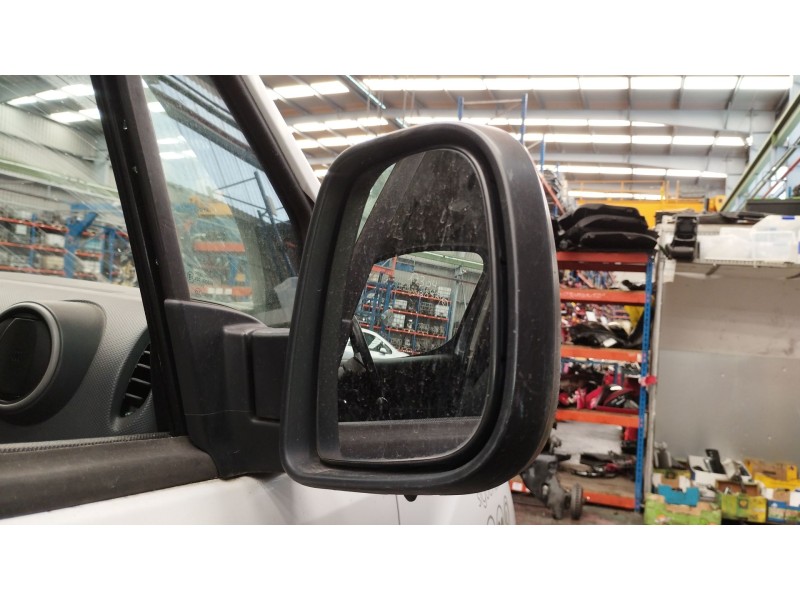 Recambio de retrovisor derecho para peugeot partner furgoneta/monovolumen 1.6 hdi referencia OEM IAM 1679996880  