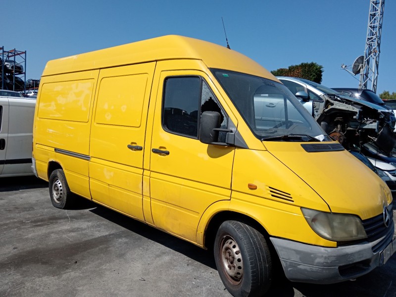 mercedes-benz sprinter 3-t furgoneta (b903) del año 2002