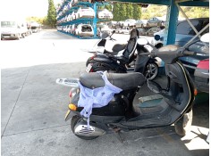vespa 50 del año 2001