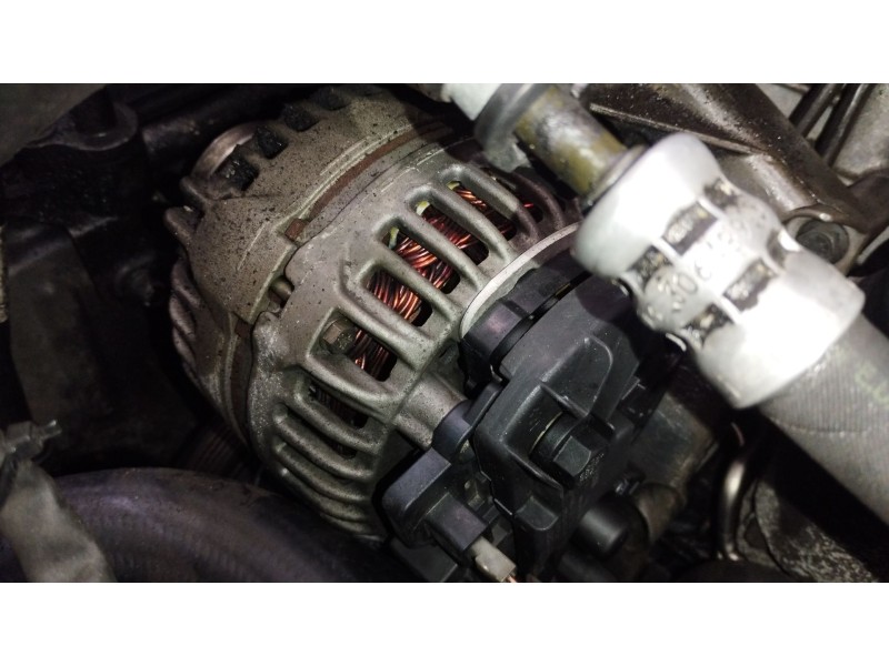 Recambio de alternador para volvo xc70 i cross country (295) d5 xc awd referencia OEM IAM 8676498 0124525029 