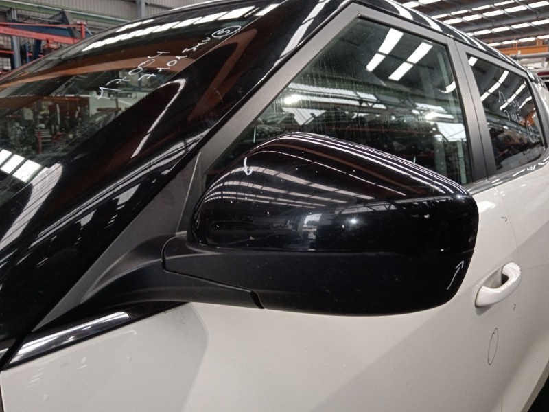 Recambio de retrovisor izquierdo para ssangyong tivoli 1.6 xdi 160 referencia OEM IAM 78950352A0  