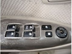 Recambio de mando elevalunas delantero izquierdo para hyundai tucson (jm) 2.0 referencia OEM IAM 935702E250Z9  