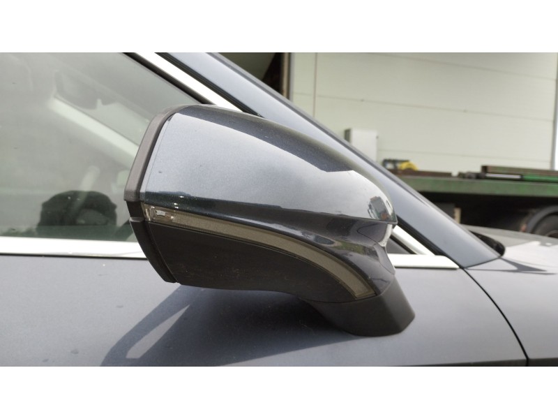 Recambio de retrovisor derecho para seat leon (kl1, klg) 1.5 tsi referencia OEM IAM 5FB857508AE  