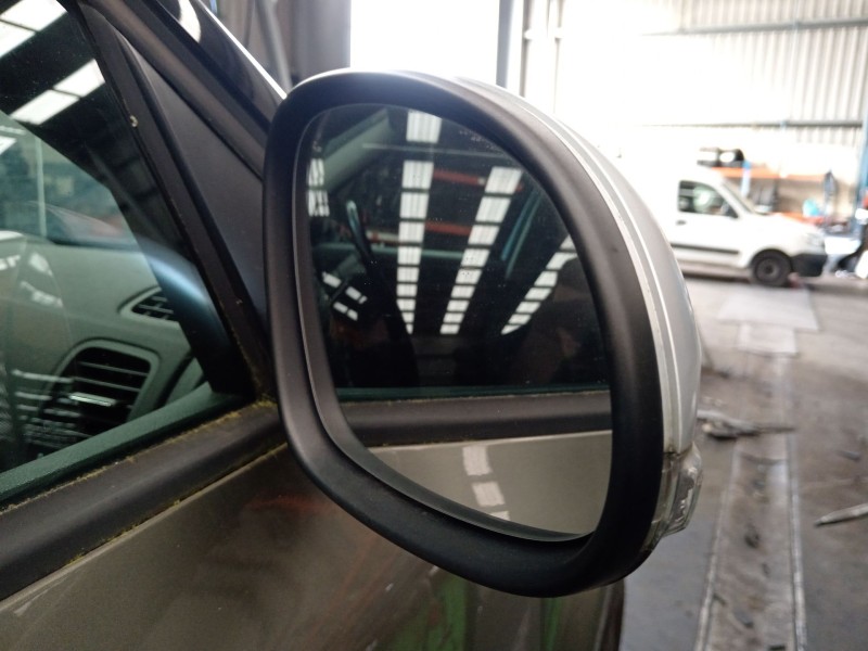 Recambio de retrovisor derecho para skoda yeti active referencia OEM IAM   