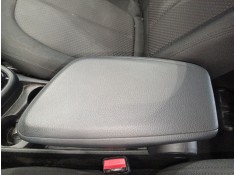 Recambio de apoyabrazos central para bmw 2 active tourer (f45) 218 d referencia OEM IAM 51169317565  