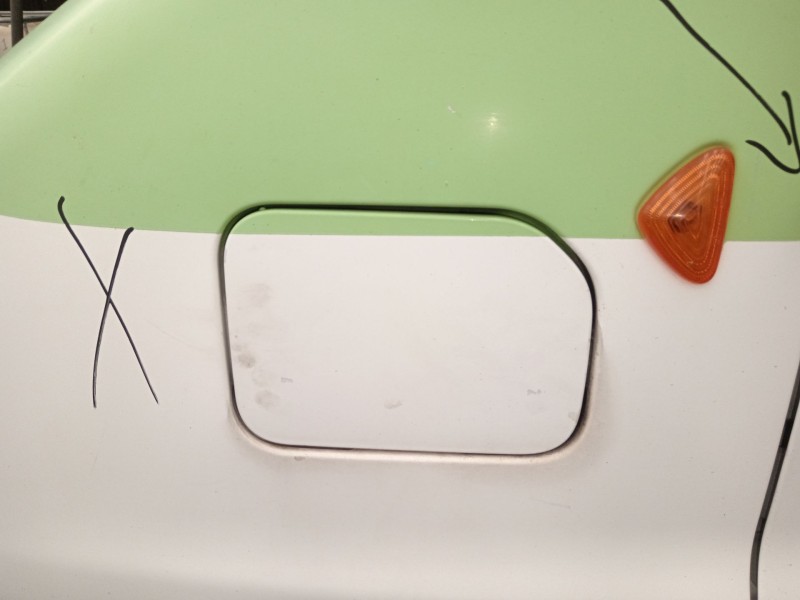Recambio de tapa exterior combustible para citroën jumper i autobús (230p) 2.8 hdi referencia OEM IAM   