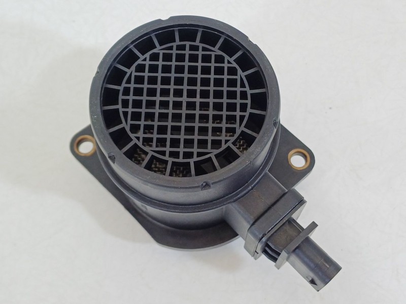 Recambio de caudalimetro para hyundai i20 city s referencia OEM IAM 281642A500 9021050002 