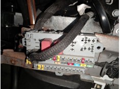 Recambio de caja reles / fusibles para citroën jumper ii caja/chasis (244) 2.8 hdi referencia OEM IAM 1332053080  