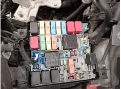 Recambio de caja reles / fusibles para opel combo furgoneta/monovolumen (x12) 1.3 cdti (b05) referencia OEM IAM 51867698  