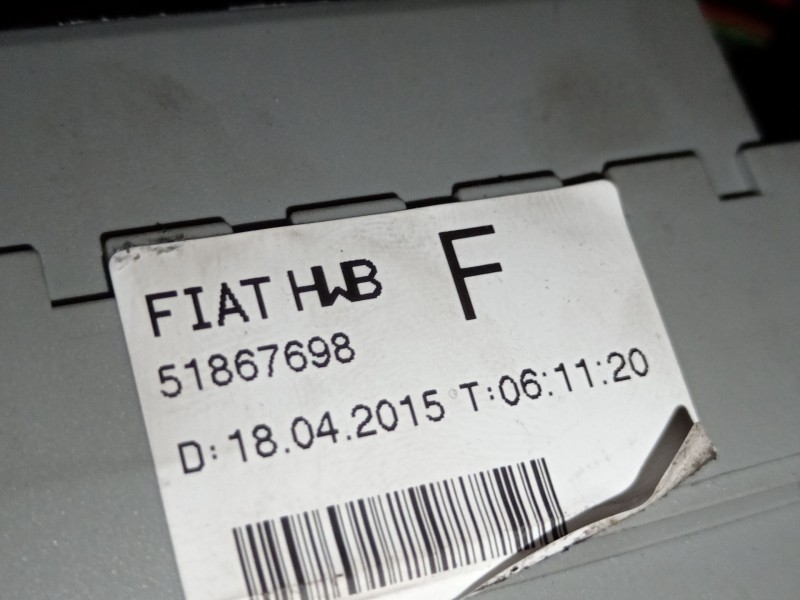 Recambio de caja reles / fusibles para opel combo furgoneta/monovolumen (x12) 1.3 cdti (b05) referencia OEM IAM 51867698  