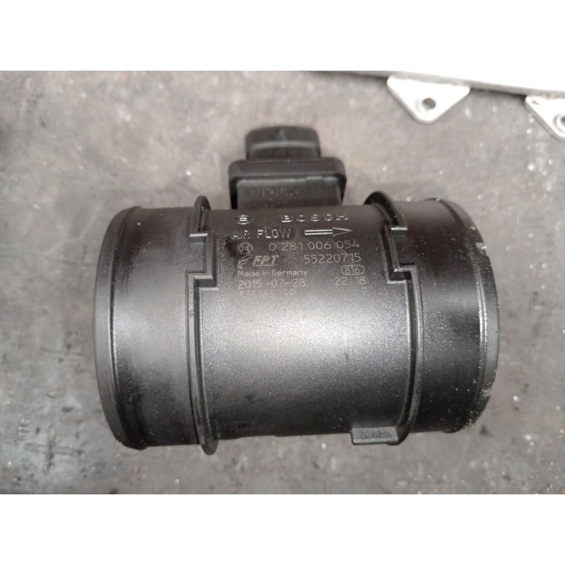 Recambio de caudalimetro para opel combo furgoneta/monovolumen (x12) 1.3 cdti (b05) referencia OEM IAM 335165299 0281006054 5522