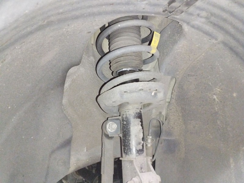 Recambio de amortiguador delantero derecho para chevrolet orlando (j309) 2.0 d referencia OEM IAM 13302200  