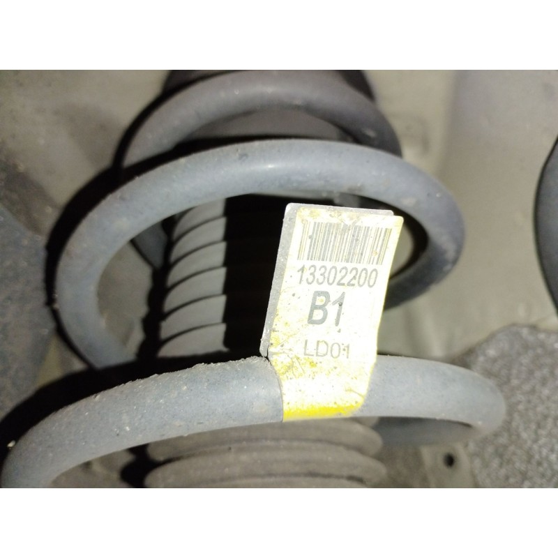 Recambio de amortiguador delantero izquierdo para chevrolet orlando (j309) 2.0 d referencia OEM IAM 13302200  