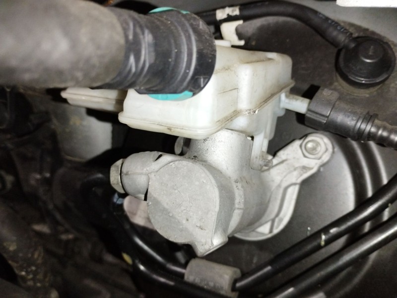 Recambio de bomba freno para ford c-max edition referencia OEM IAM AV612140J  