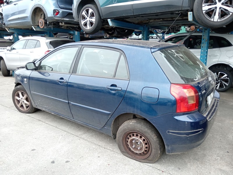 toyota corolla (_e11_) del año 2003