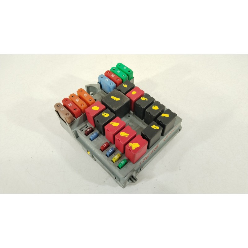 Recambio de caja reles / fusibles para citroën jumper i autobús (230p) 2.8 hdi referencia OEM IAM 1332044080  