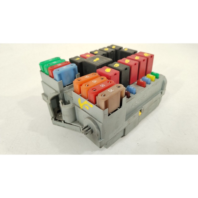 Recambio de caja reles / fusibles para citroën jumper i autobús (230p) 2.8 hdi referencia OEM IAM 1332044080  
