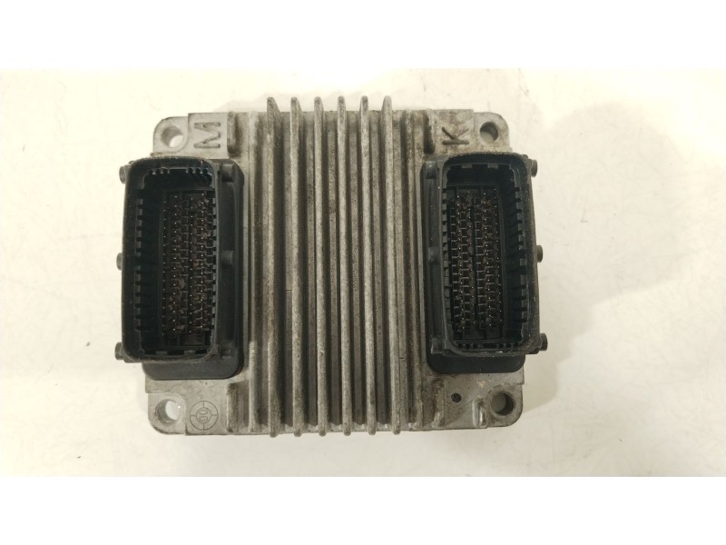 Recambio de centralita motor uce para daewoo lanos (klat) 1.5 referencia OEM IAM 09388019 12201599 
