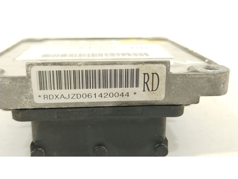 Recambio de centralita motor uce para chevrolet aveo / kalos sedán (t200) 1.4 referencia OEM IAM 96436779  