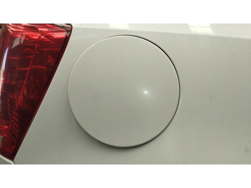 Recambio de tapa exterior combustible para volkswagen polo v (6r1, 6c1) 1.6 tdi referencia OEM IAM   