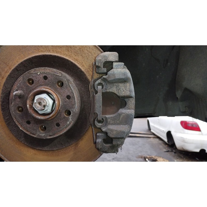 Recambio de pinza freno delantera derecha para opel combo furgoneta/monovolumen (x12) 1.3 cdti (b05) referencia OEM IAM   