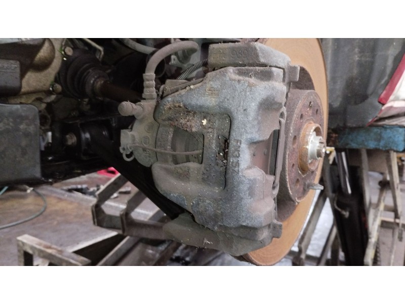 Recambio de pinza freno delantera izquierda para opel combo furgoneta/monovolumen (x12) 1.3 cdti (b05) referencia OEM IAM   