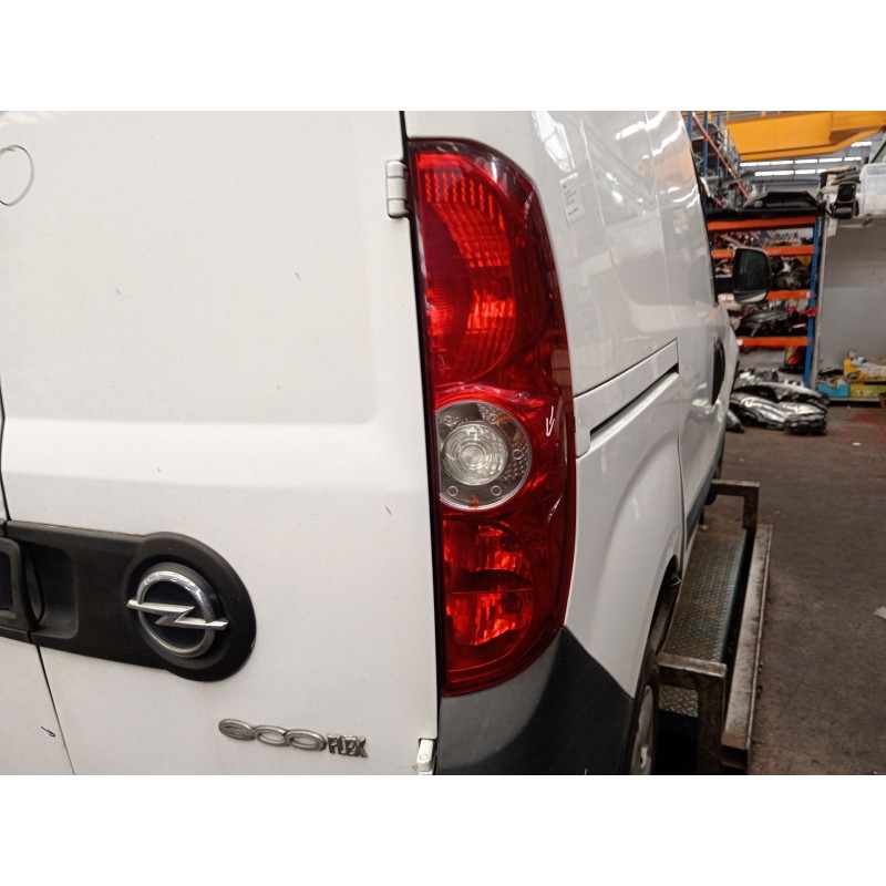 Recambio de piloto trasero derecho para opel combo furgoneta/monovolumen (x12) 1.3 cdti (b05) referencia OEM IAM 95513785  