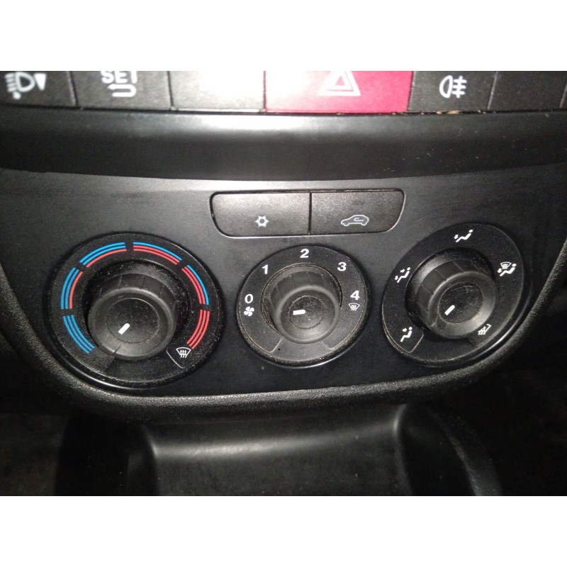Recambio de mando calefaccion / aire acondicionado para opel combo furgoneta/monovolumen (x12) 1.3 cdti (b05) referencia OEM IAM