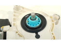 Recambio de motor elevalunas trasero izquierdo para mercedes-benz clase b sports tourer (w245) b 180 cdi (245.207) referencia OE 2