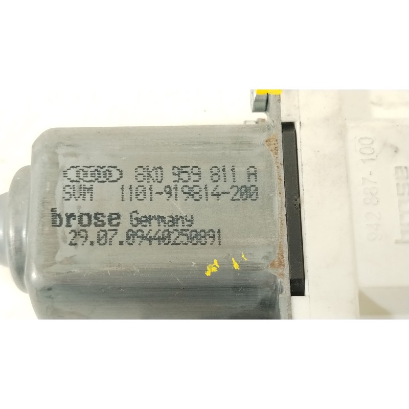 Recambio de motor elevalunas trasero izquierdo para audi a4 b8 (8k2) 2.0 tdi referencia OEM IAM 8K0959811A  